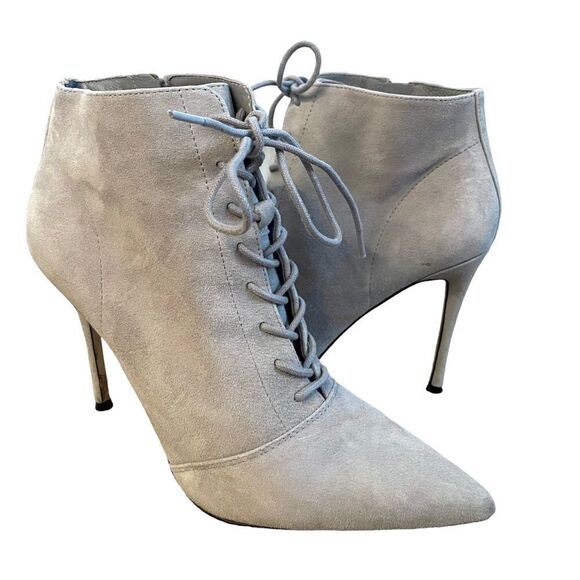SOMETHING NAVY Orchid Dove Gray Suede Leather Lace Up Bootie 7.5 - Picture 1 of 8